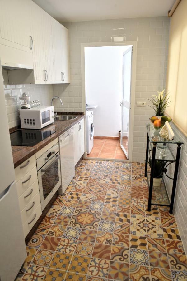 Homely Malaga Don Cristian Con Parking Privado المظهر الخارجي الصورة